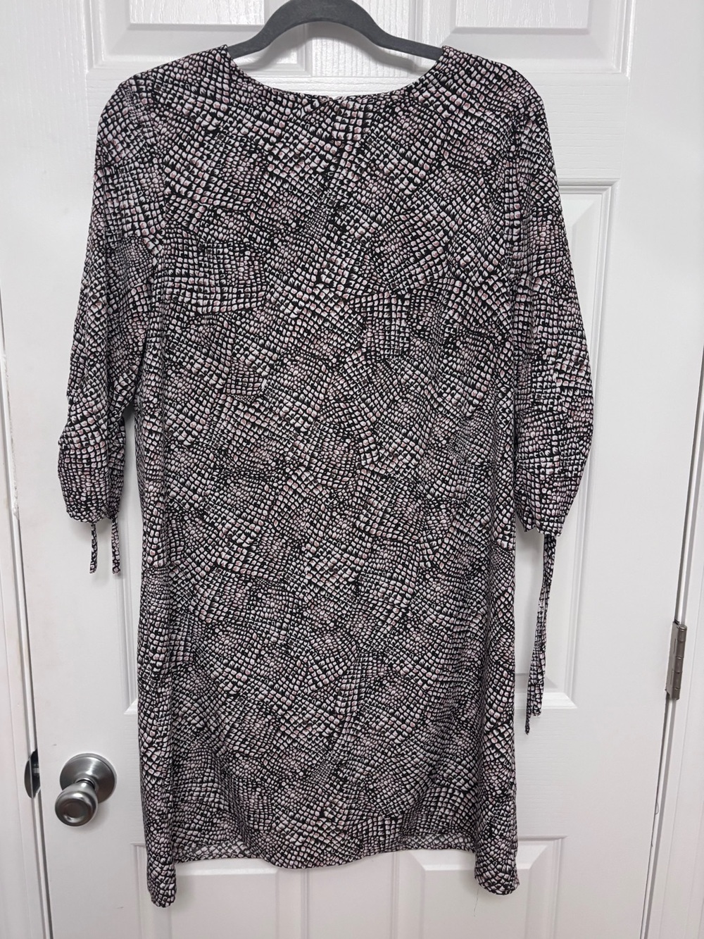 H&M Black and White Patterned Midi Dress with Tie Sleeves